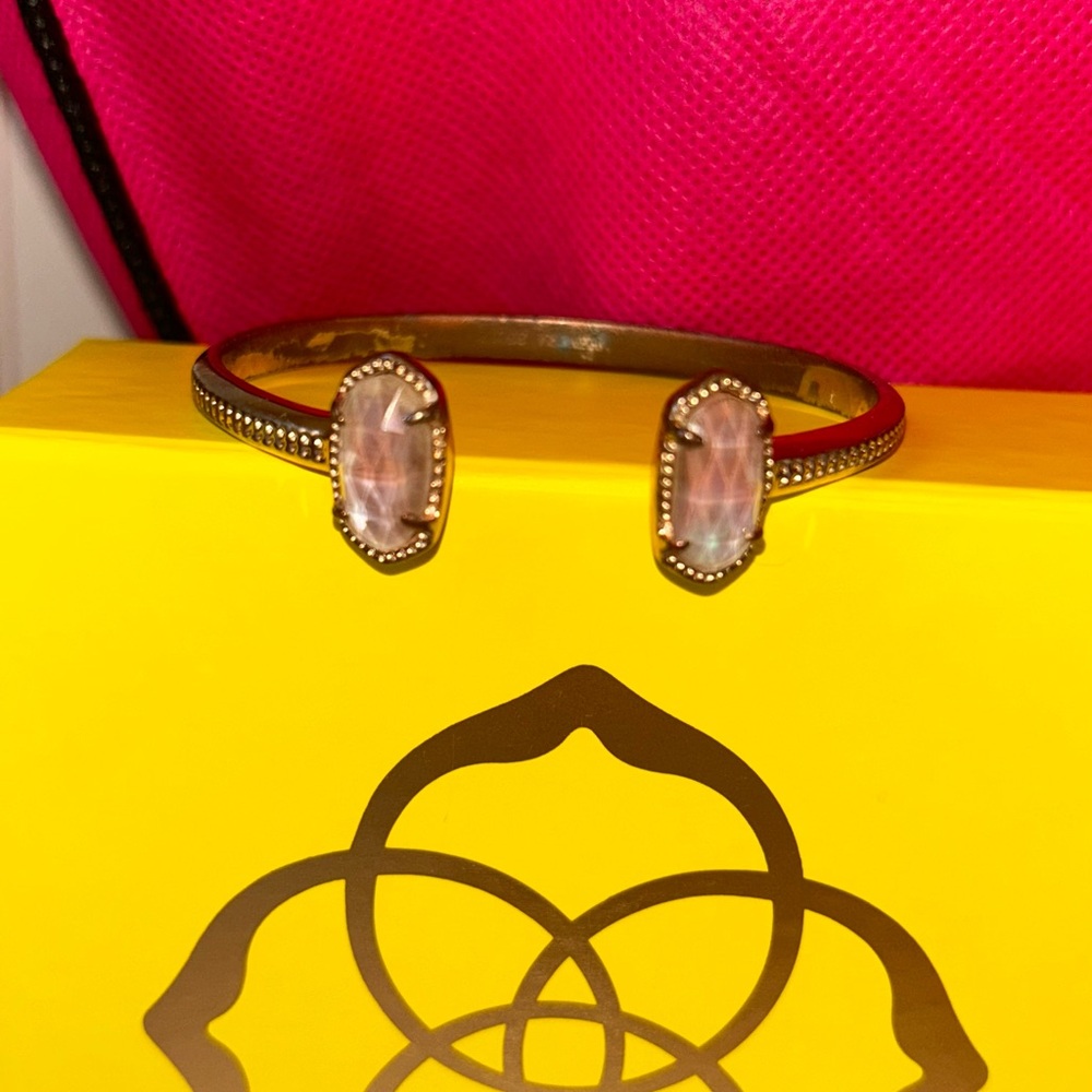 Kendra Scot rose gold bracelet